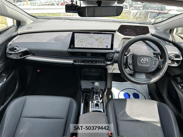 Toyota PRIUS 2023-02 8881678-14