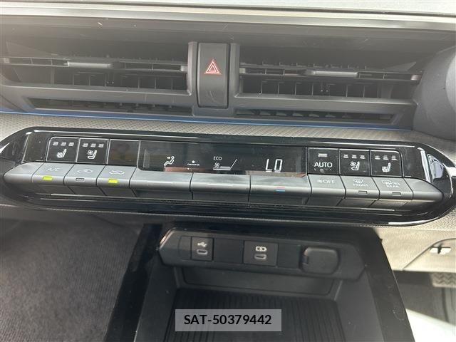 Toyota PRIUS 2023-02 8881678-27