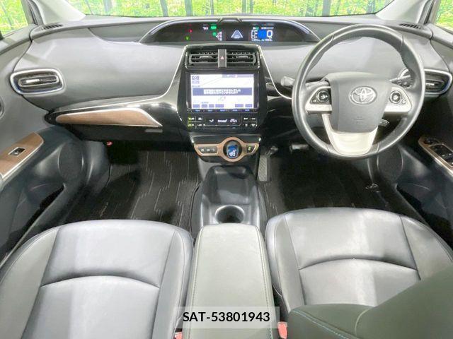 Toyota PRIUS 2015-12 8881682-1