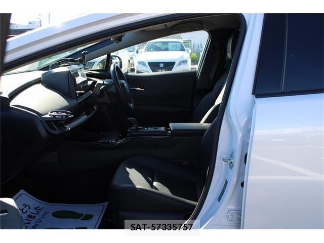 Toyota PRIUS 2023-09 8884218-25