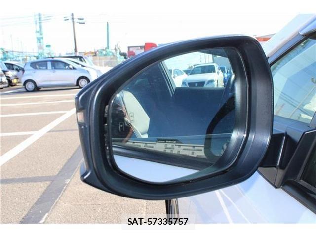 Toyota PRIUS 2023-09 8884218-26