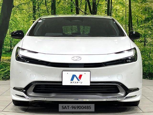 Toyota PRIUS 2023-12 8884216-14