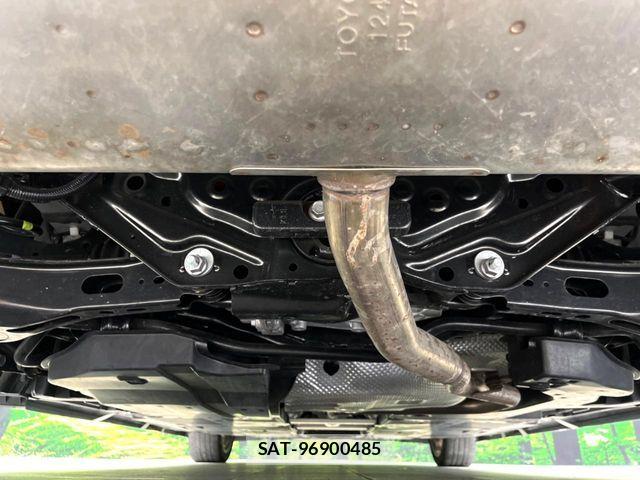 Toyota PRIUS 2023-12 8884216-19