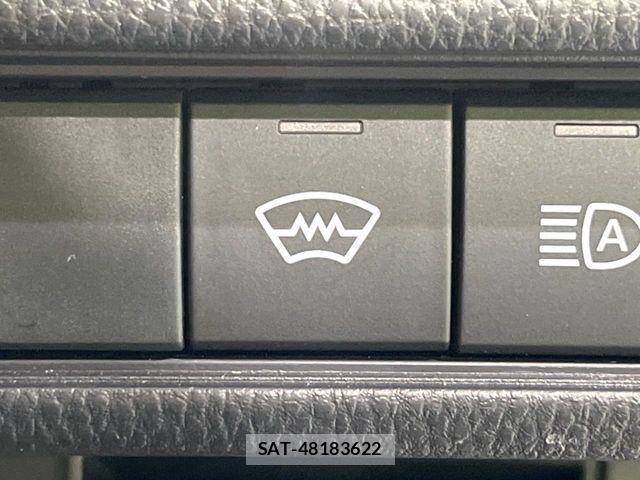 Toyota PRIUS 2024-11 8884217-2