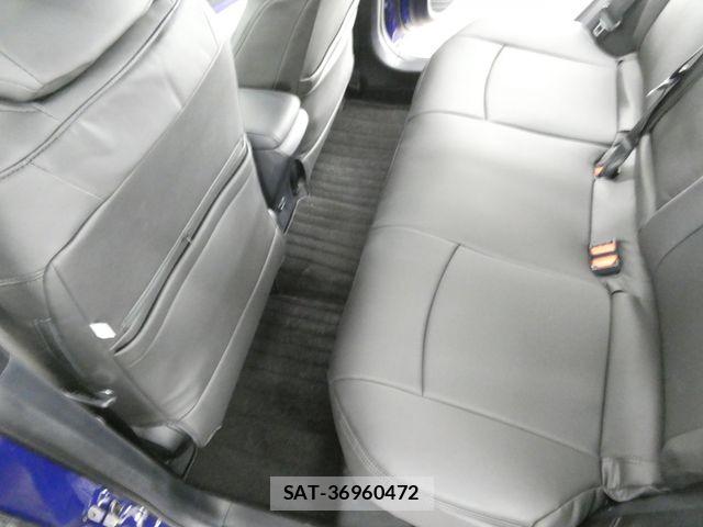 Toyota PRIUS 2016-07 8884219-15