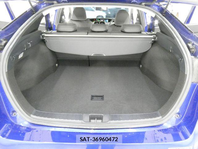 Toyota PRIUS 2016-07 8884219-16