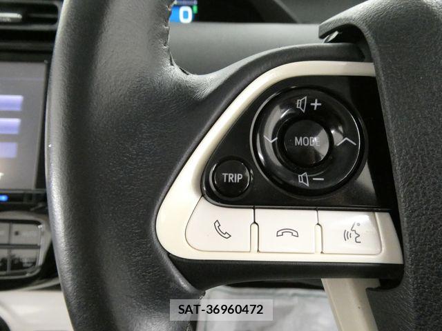 Toyota PRIUS 2016-07 8884219-21
