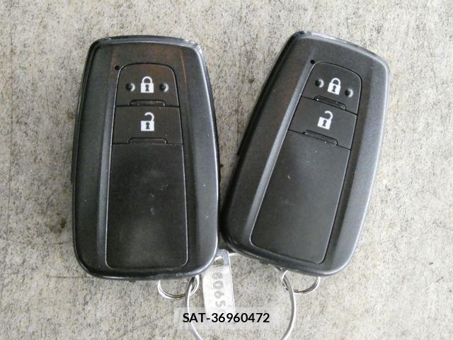 Toyota PRIUS 2016-07 8884219-29