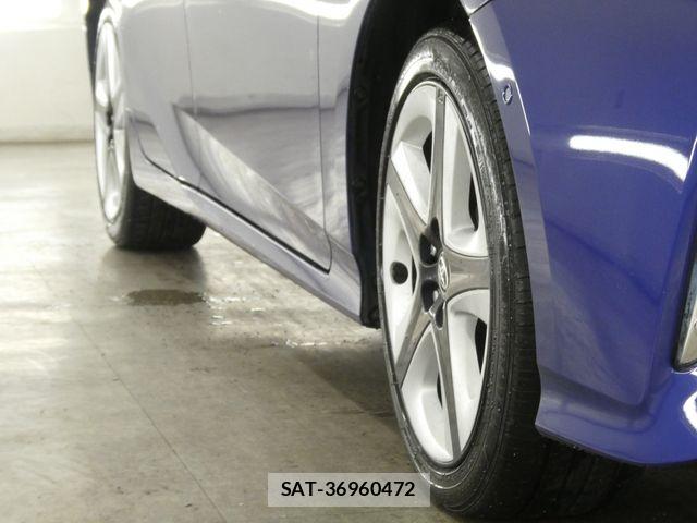 Toyota PRIUS 2016-07 8884219-5