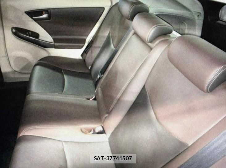 Toyota PRIUS 2013 4031053-5