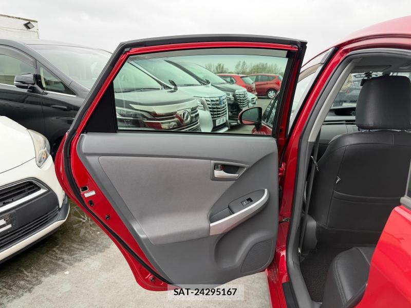 Toyota PRIUS 2011-03 1297042-9