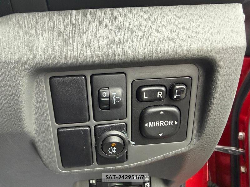 Toyota PRIUS 2011-03 1297042-21