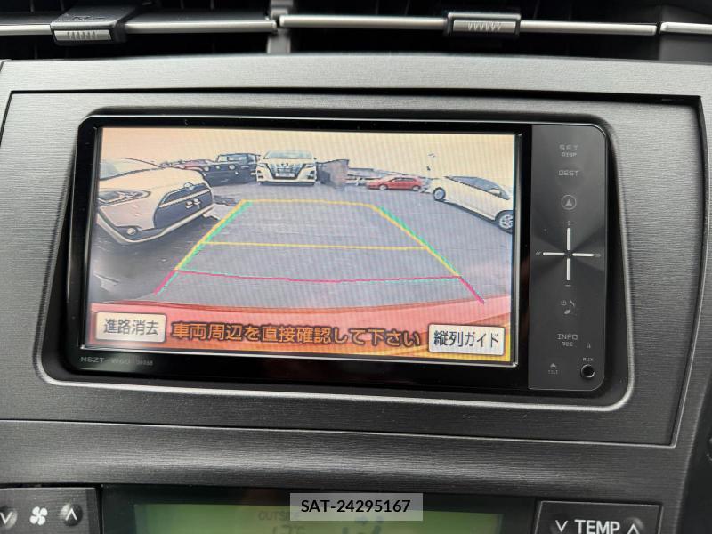 Toyota PRIUS 2011-03 1297042-25