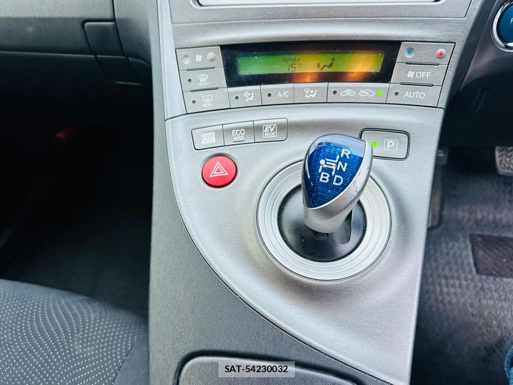 Toyota PRIUS 2012 6904588-18