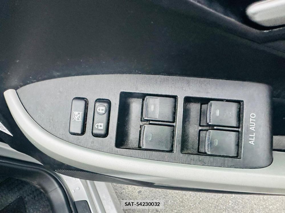 Toyota PRIUS 2012 6904588-20