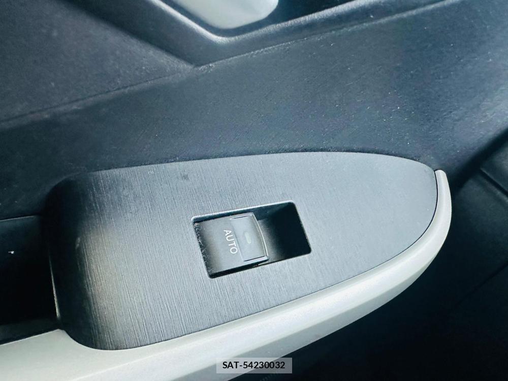 Toyota PRIUS 2012 6904588-22