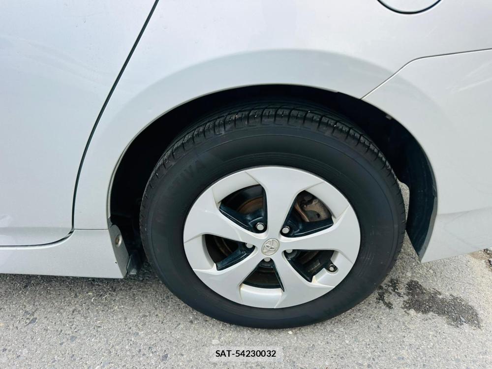 Toyota PRIUS 2012 6904588-29