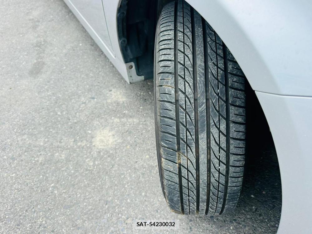 Toyota PRIUS 2012 6904588-31
