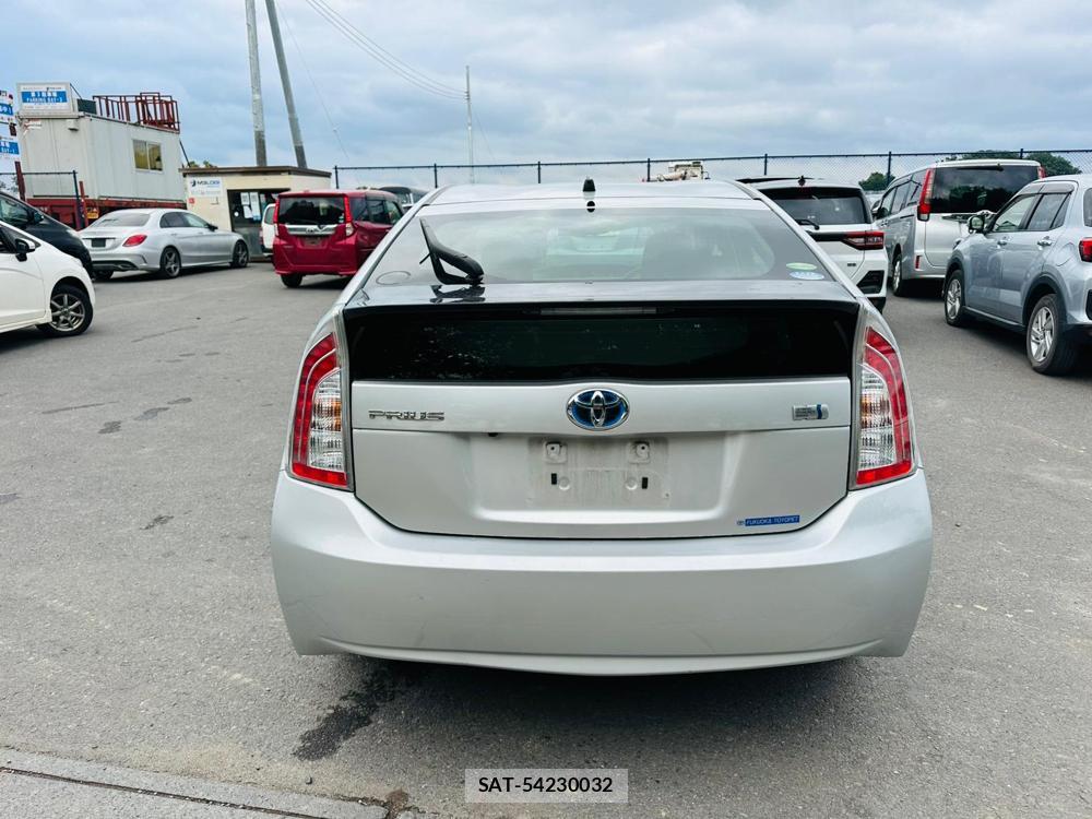 Toyota PRIUS 2012 6904588-3