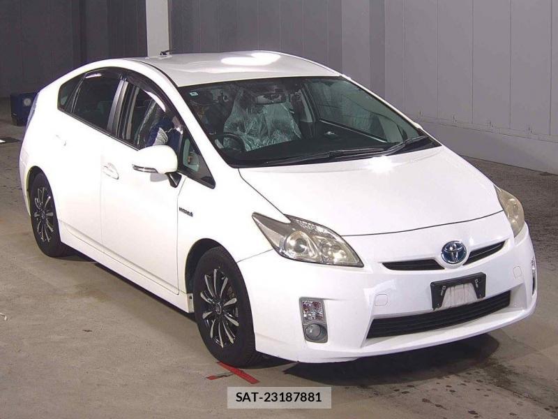 Toyota PRIUS 2010-06 7613152-0