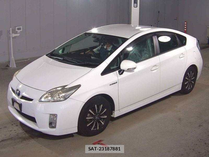 Toyota PRIUS 2010-06 7613152-3