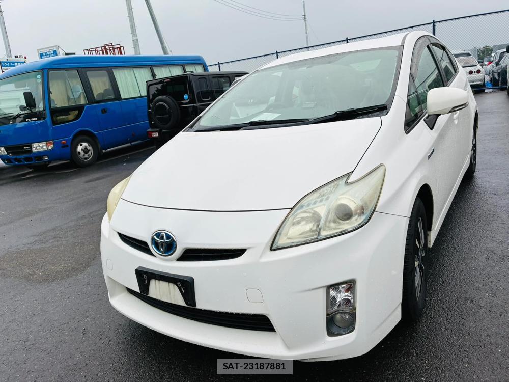 Toyota PRIUS 2010-06 7613152-0