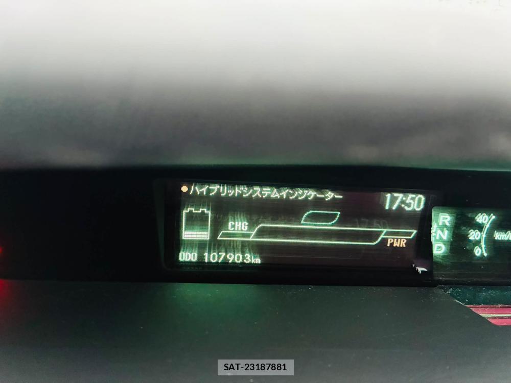 Toyota PRIUS 2010-06 7613152-15