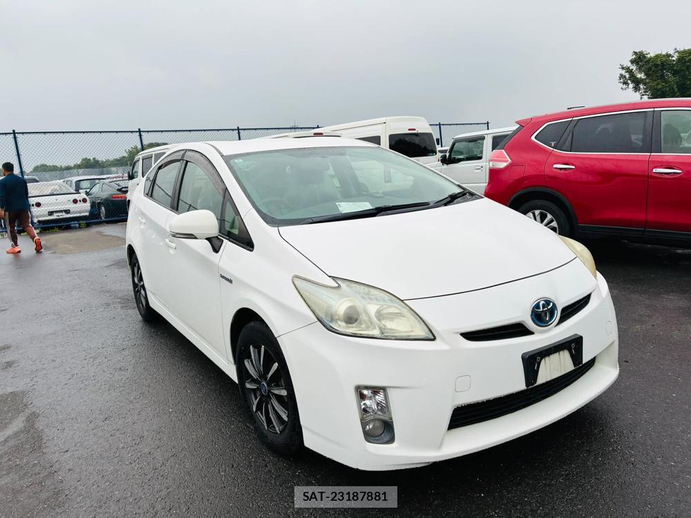 Toyota PRIUS 2010-06 7613152-6