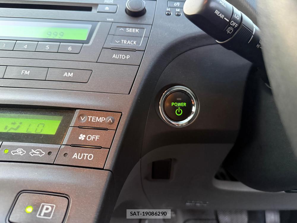Toyota PRIUS 2011-02 1797340-21
