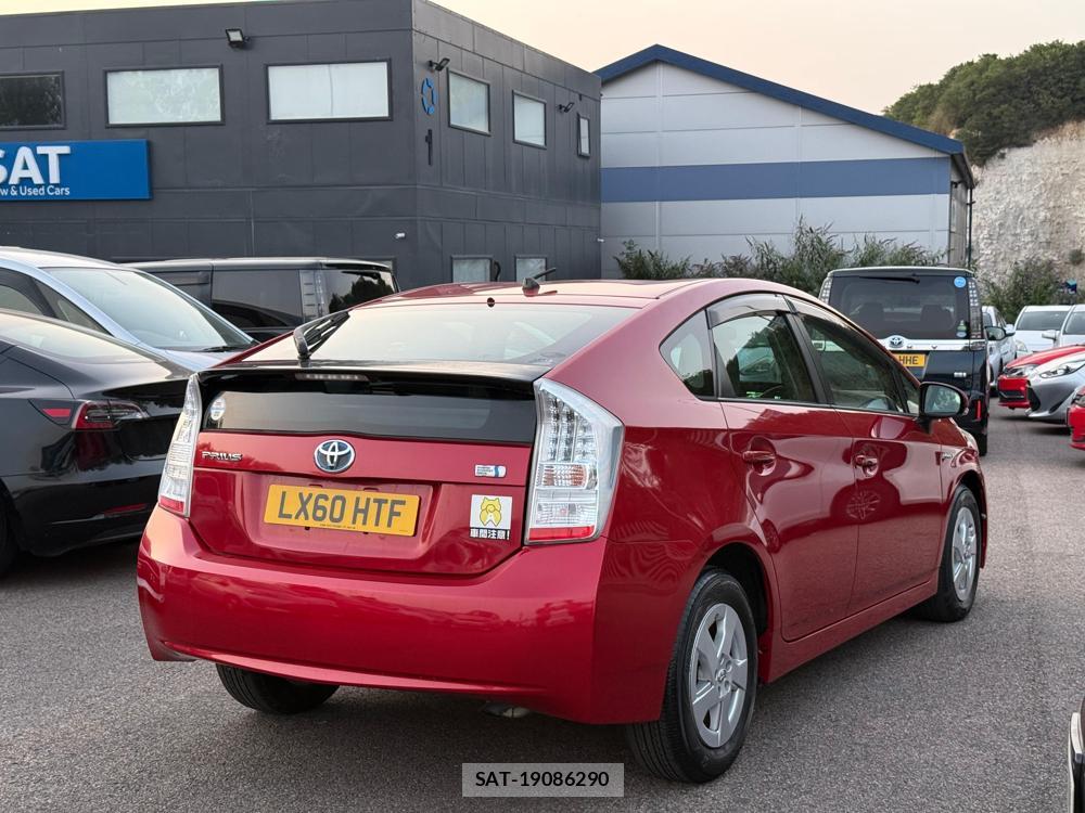 Toyota PRIUS 2011-02 1797340-4