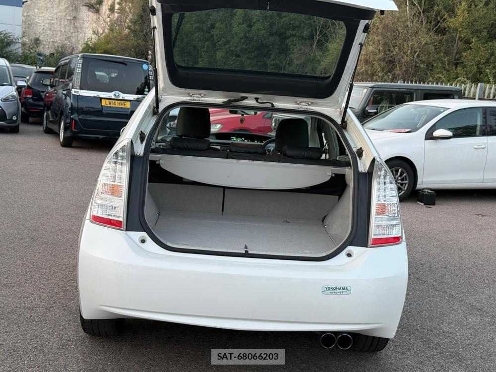 Toyota PRIUS 2010-12 1295222-27