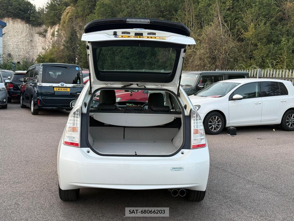 Toyota PRIUS 2010-12 1295222-28