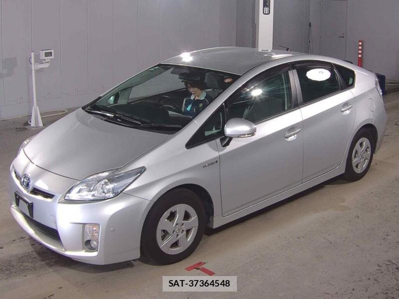 Toyota  2011-06 8112290-3