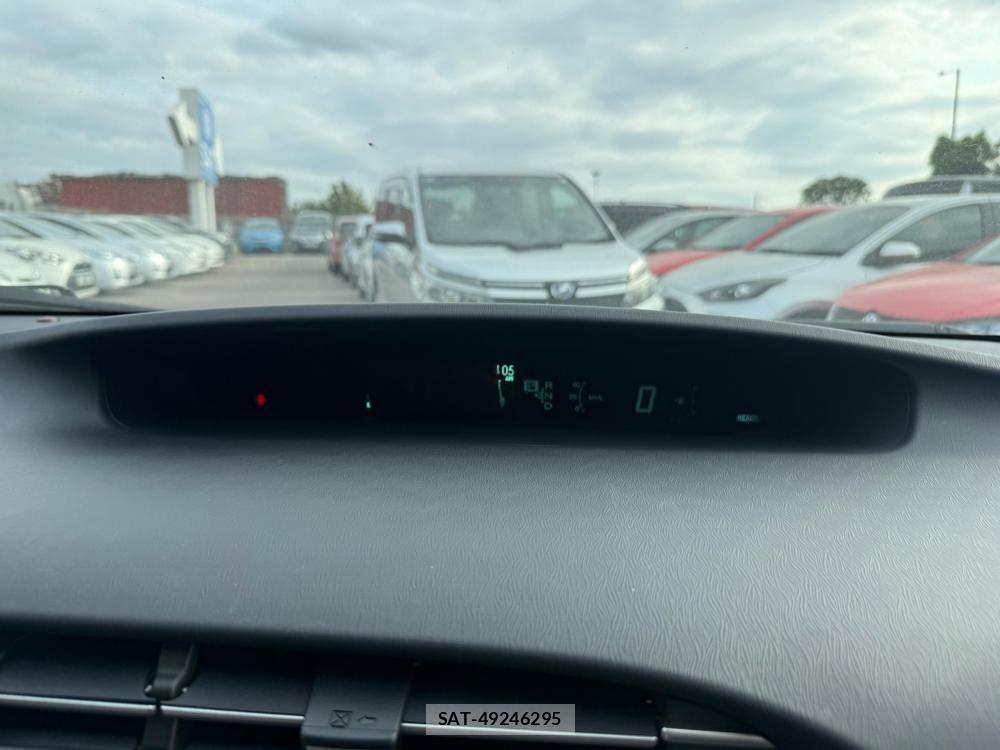 Toyota PRIUS 2012-03 1797345-18