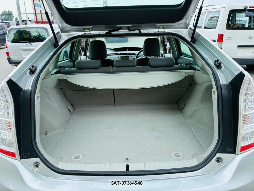 Toyota PRIUS 2011-06 8112290-24