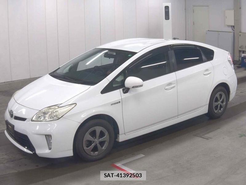 Toyota PRIUS 2015-02 8252486-3