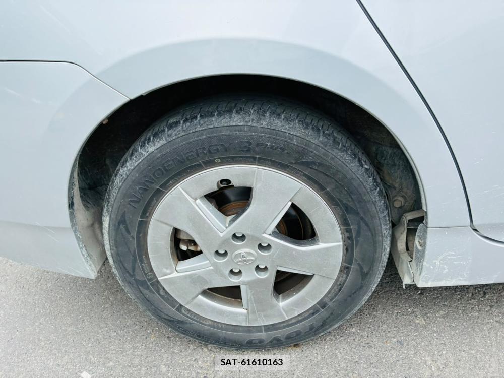 Toyota PRIUS 2011/07 8173291-25