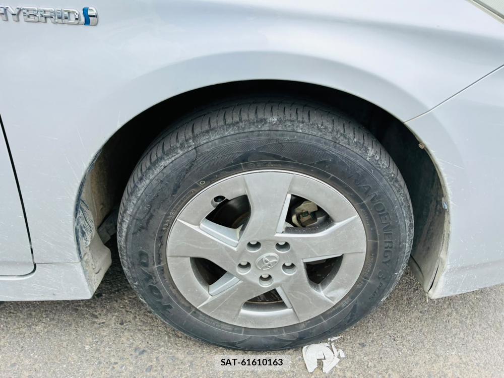 Toyota PRIUS 2011/07 8173291-26