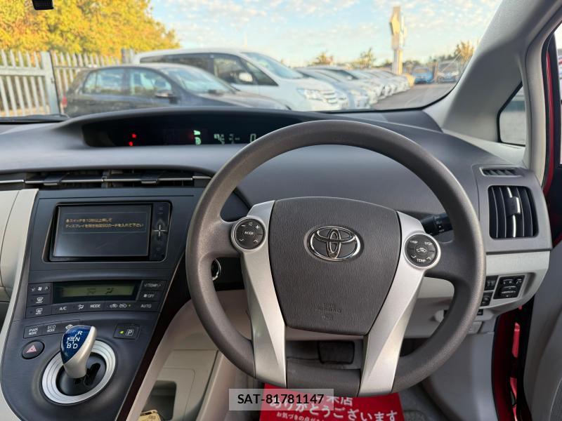 Toyota PRIUS 2010-07 1183996-20