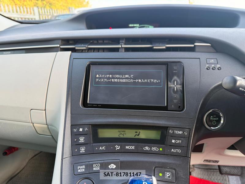 Toyota PRIUS 2010-07 1183996-24