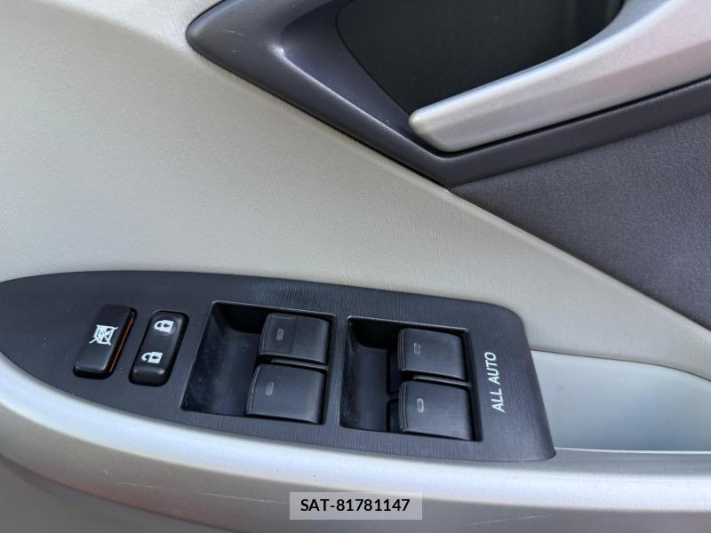 Toyota PRIUS 2010-07 1183996-29