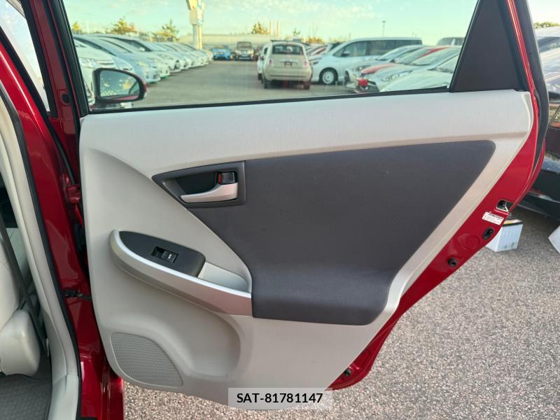 Toyota PRIUS 2010-07 1183996-33