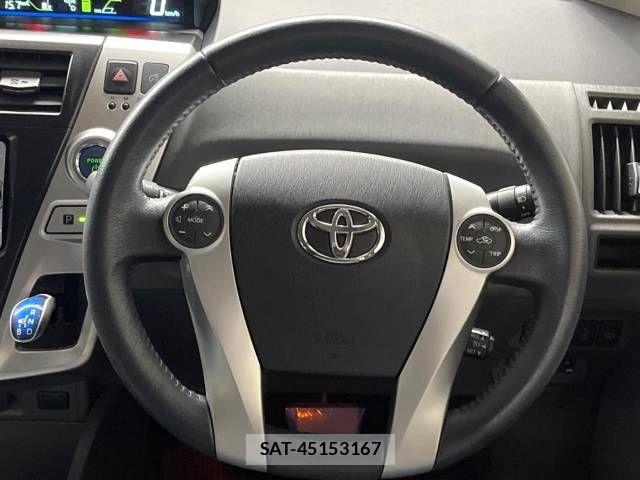 Toyota PRIUS ALPHA 2012-01 521233-11