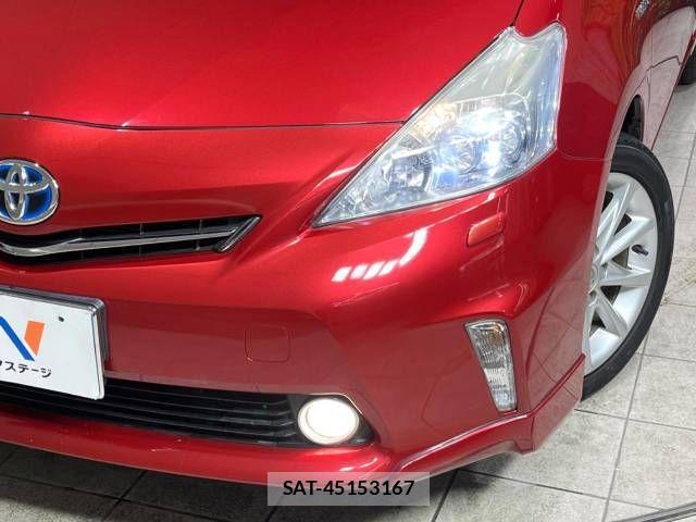 Toyota PRIUS ALPHA 2012-01 521233-12