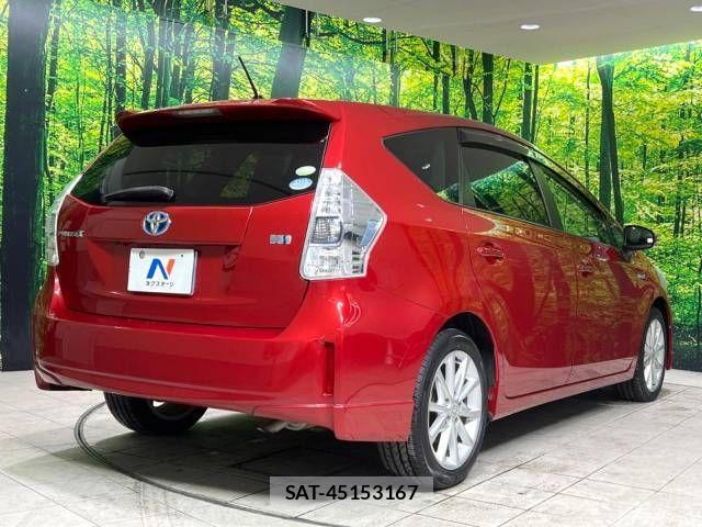 Toyota PRIUS ALPHA 2012-01 521233-17