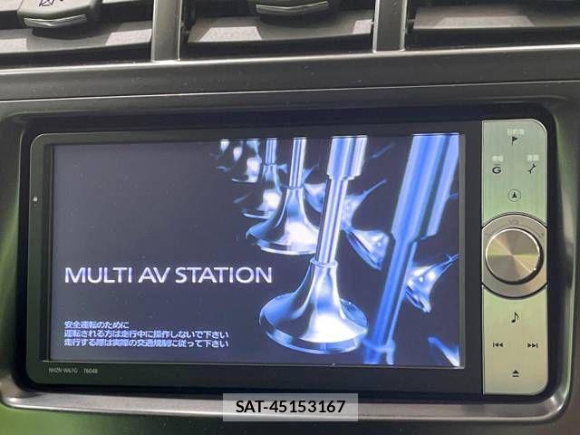Toyota PRIUS ALPHA 2012-01 521233-2