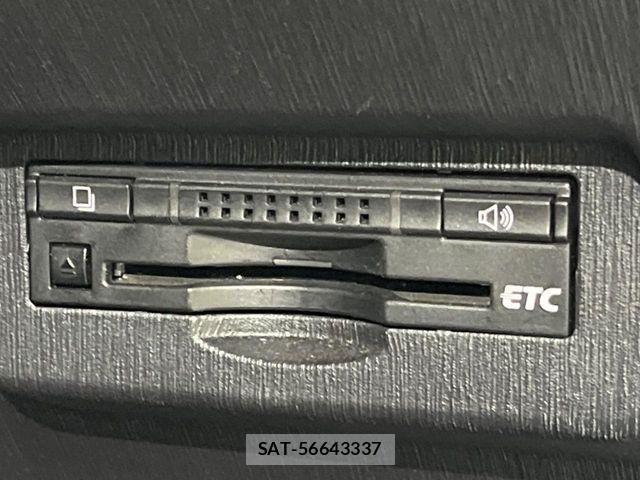 Toyota PRIUS ALPHA 2015-03 1004009-3