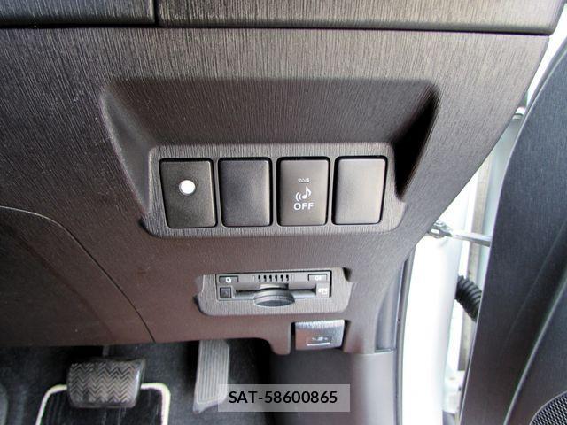 Toyota PRIUS ALPHA 2016-08 1154333-11