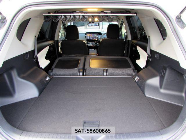 Toyota PRIUS ALPHA 2016-08 1154333-24