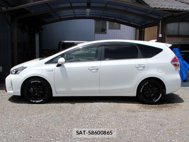 Toyota PRIUS ALPHA 2016-08 1154333-6